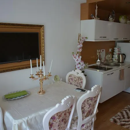Lägenhet Sweet Homes 5 Apartament