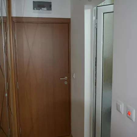 Sweet Homes 5 Apartament * Slăntjev Brjag