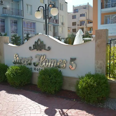 Lägenhet Sweet Homes 5 Apartament *